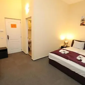 Ξενοδοχείο Hotel California